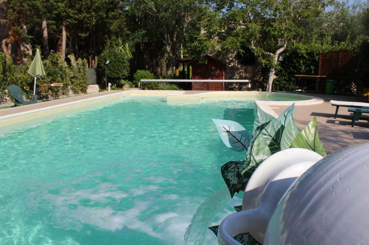 Bed and Breakfast Domus Relax Selva Di Fasano Exterior foto